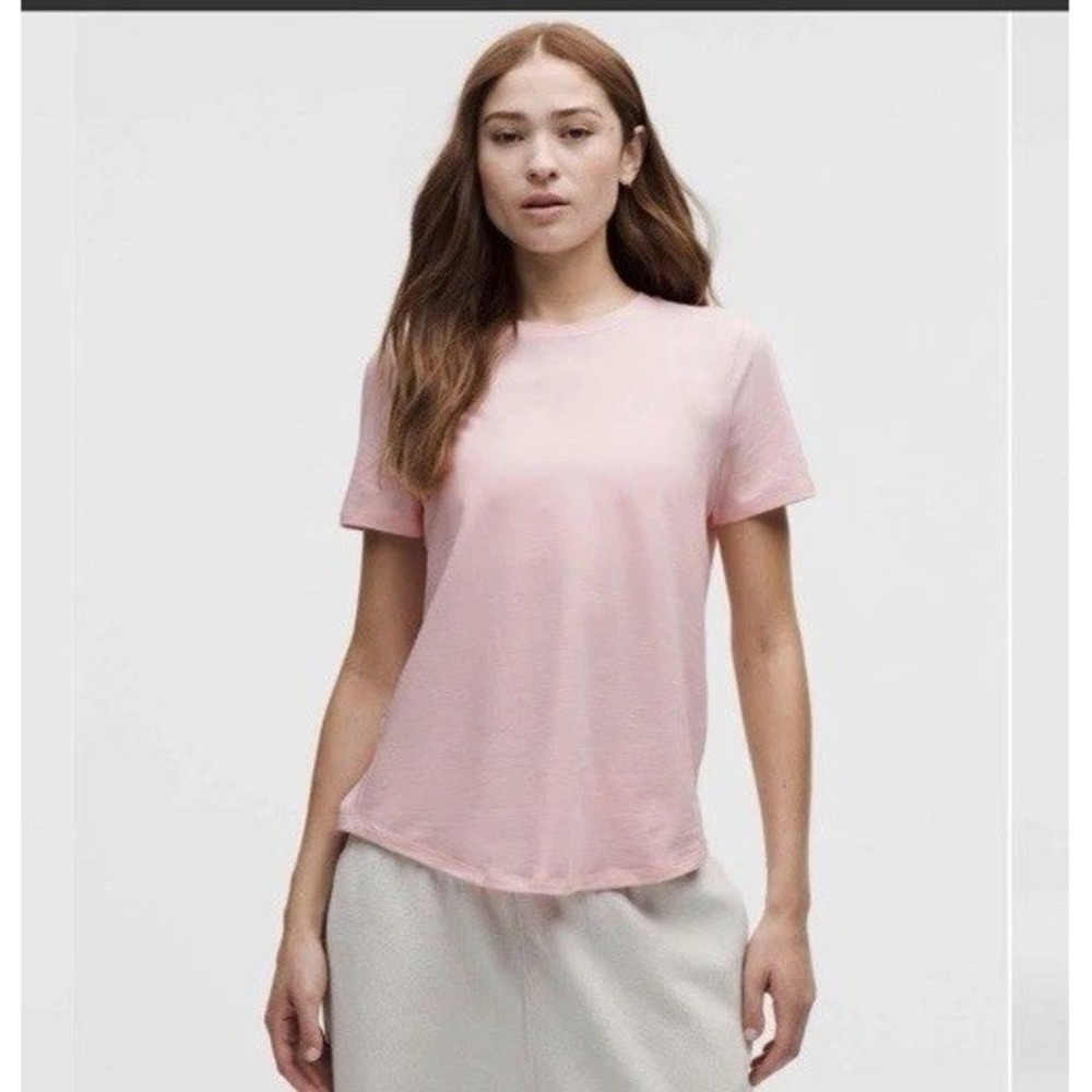 🍋 Lululemon Love Crewneck T Shirt Pink Blush Mink Berry  16 $48 Short Sleeve